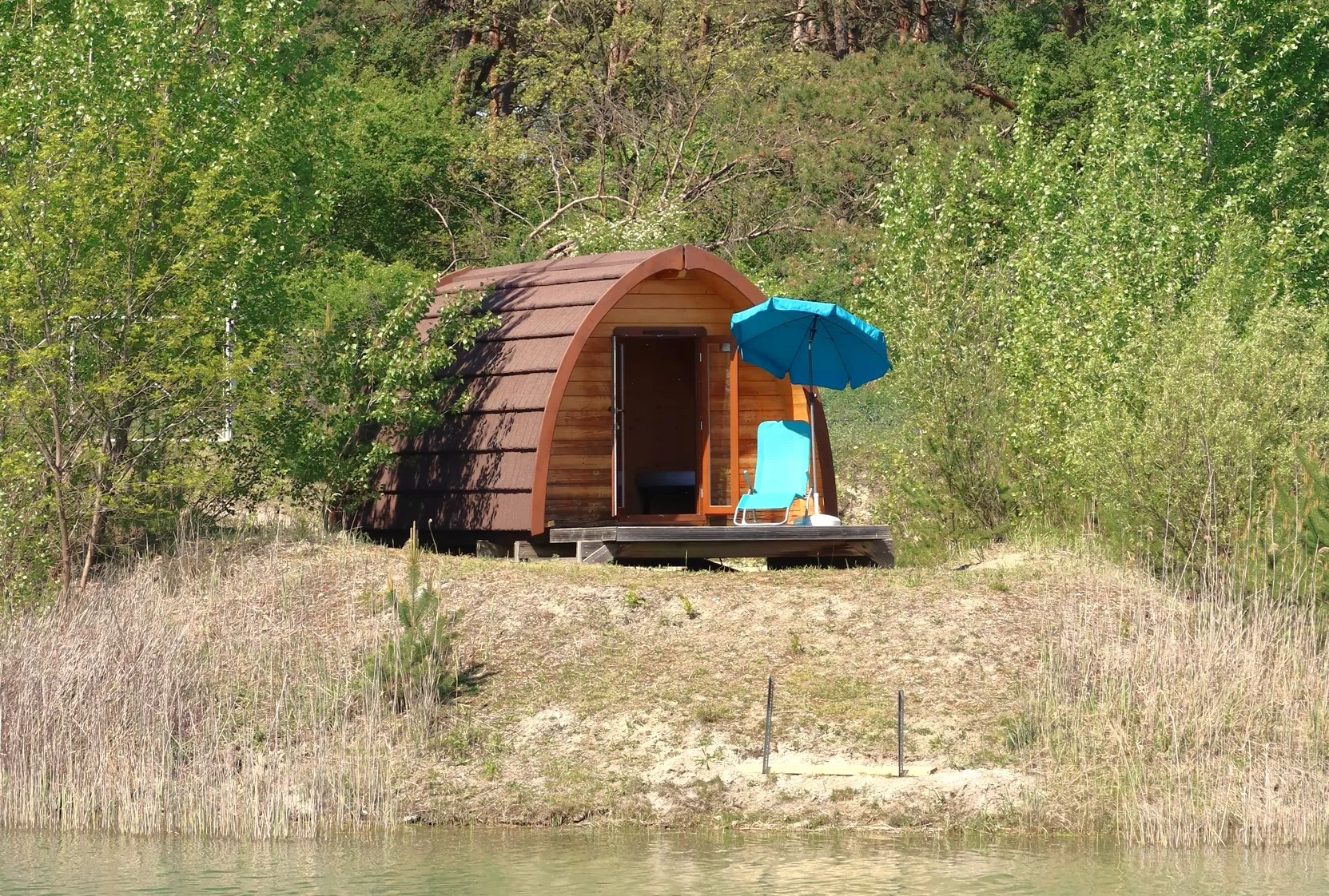 Blockhütte am See